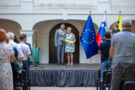 SLAVNOSTNA SEJA OBČINE ŠKOFLJICA 2026